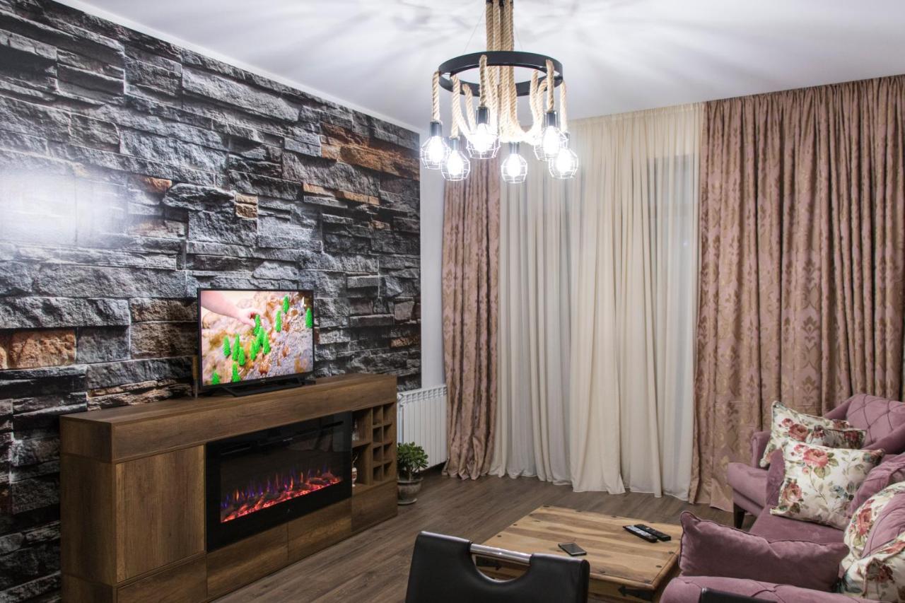 7Th Heaven Apartment In Central Tbilisi Exterior photo